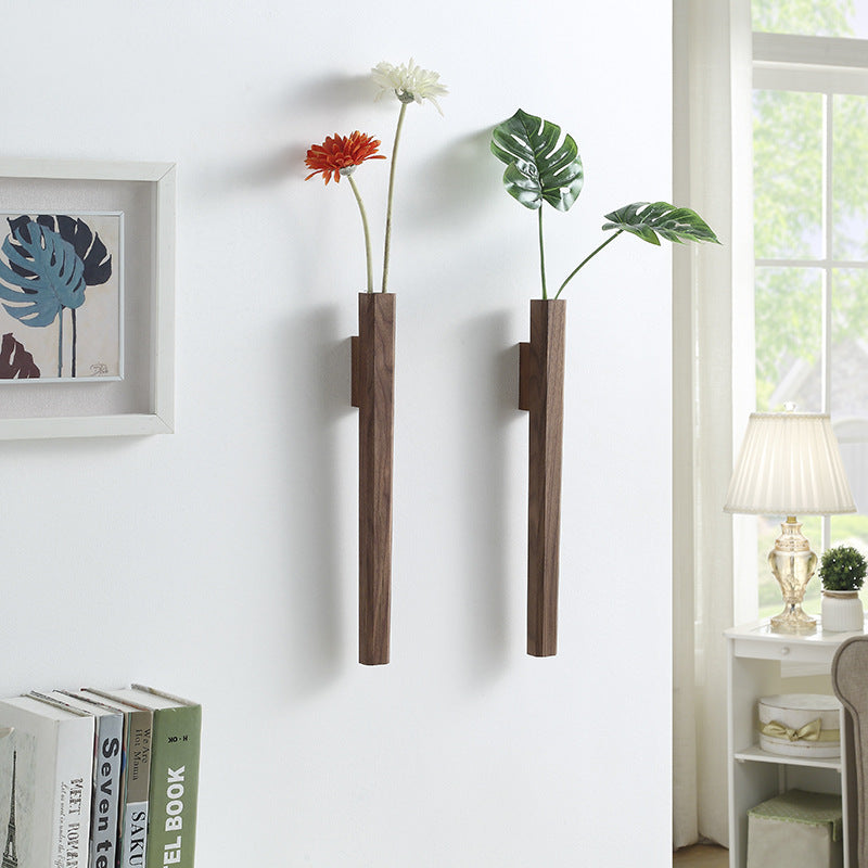 BloomCrest - Elegant Wall Vase Trio