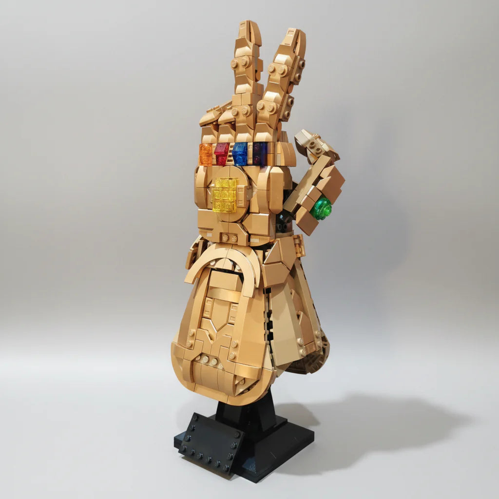 infinity gauntlet brick statue articulated fingers marvel avengers display collector lego compatible -- infinity Gauntlet - Gold
