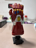 nano gauntlet brick set iron man marvel avengers desk decor 675 piece display lego compatible build -- Nano Gauntlet - Red