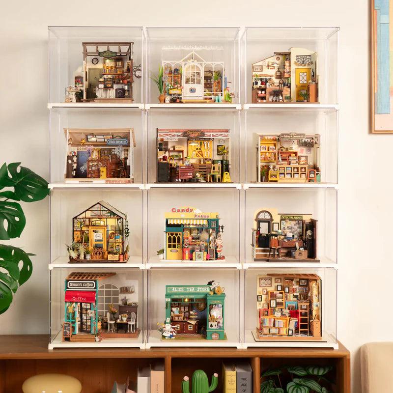 Universal fit dollhouse display box in clear acrylic for diorama scenes and finished miniature model showcases