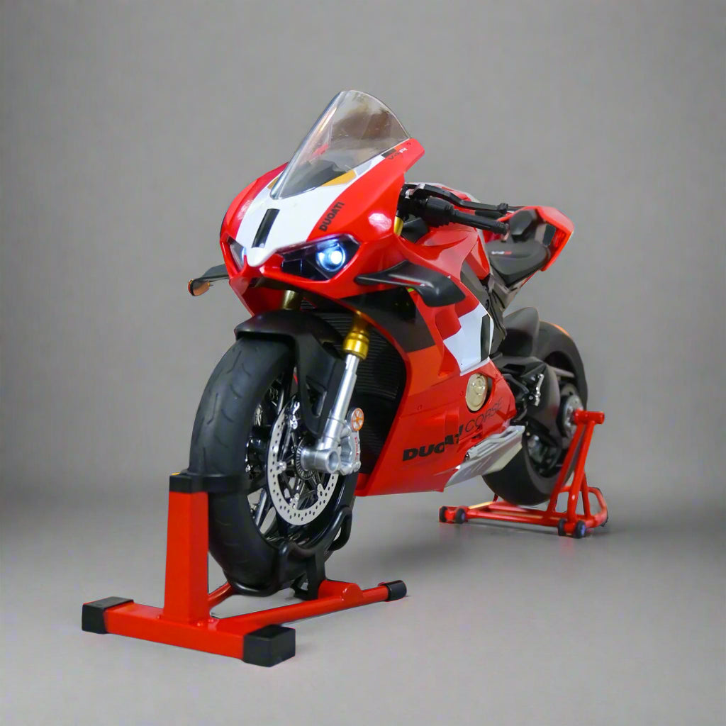Ducati Panigale V4R diecast model with a working LED headlight, a 1:6 scale superbike collectible for motorcycle enthusiasts