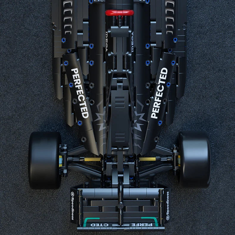 68cm Formula Racing 1:8 scale building block car kit with transparent aero parts for collectors and F1 model builders
