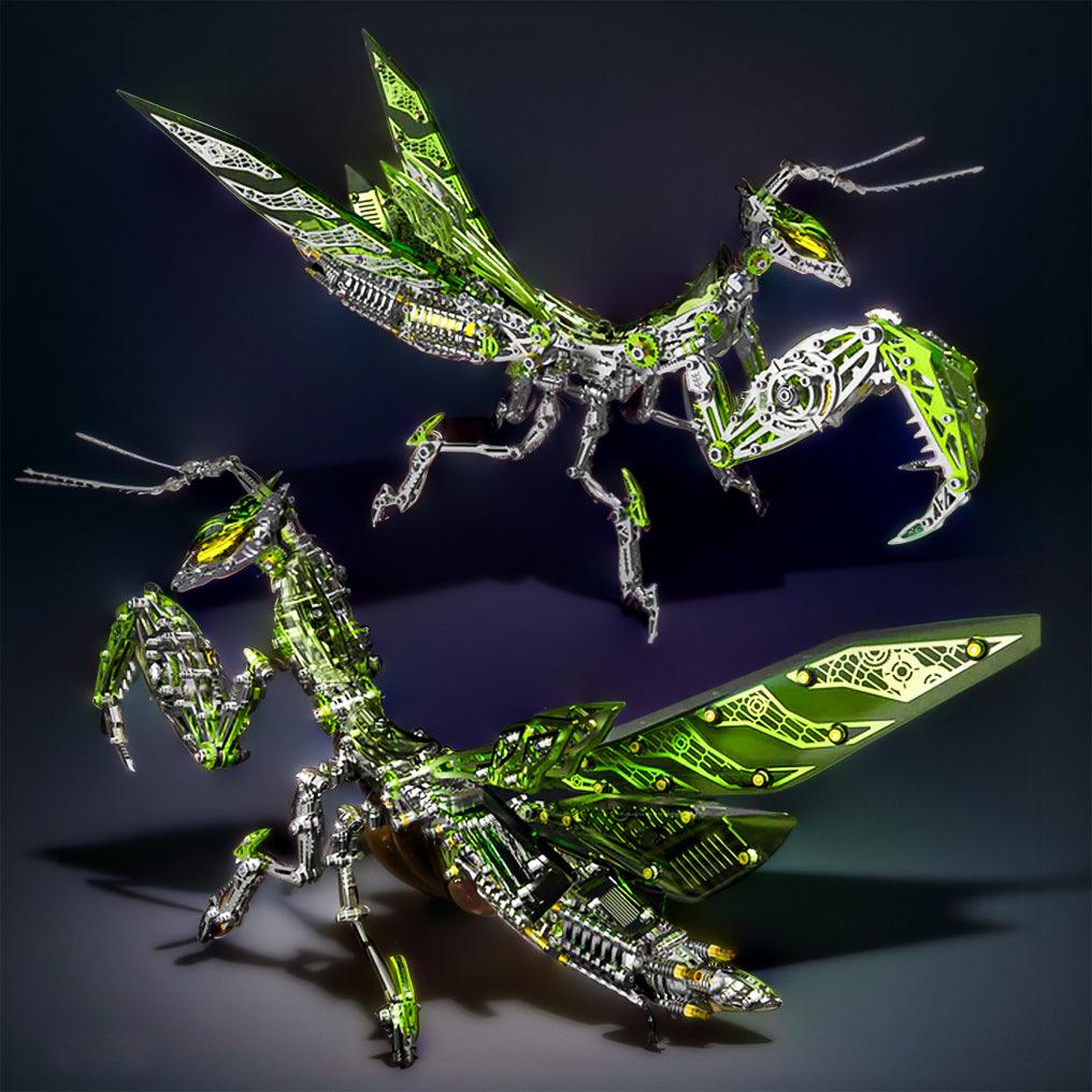Luminous insect model with switchable magnetic lamp modes for low light room ambience and decor, available in Green and Purple