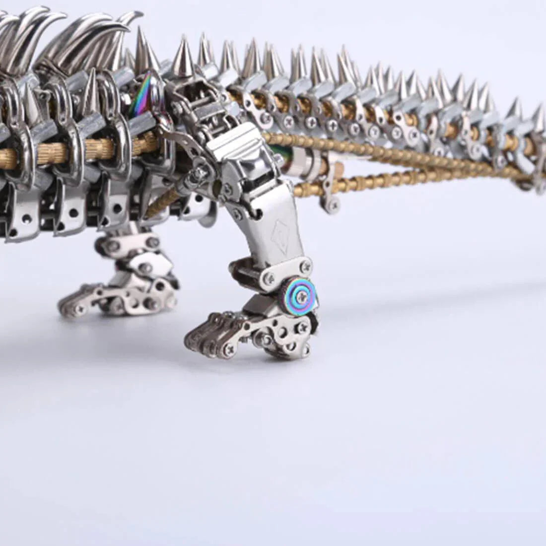 3D metal crocodile puzzle with a jointed body and visible gears, a mantle sculpture gift for model kit enthusiasts