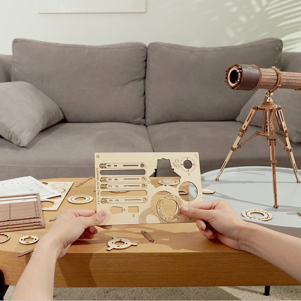 Building a wooden telescope kit from 314 laser-cut pieces, a rewarding STEM model project and gift for model builders