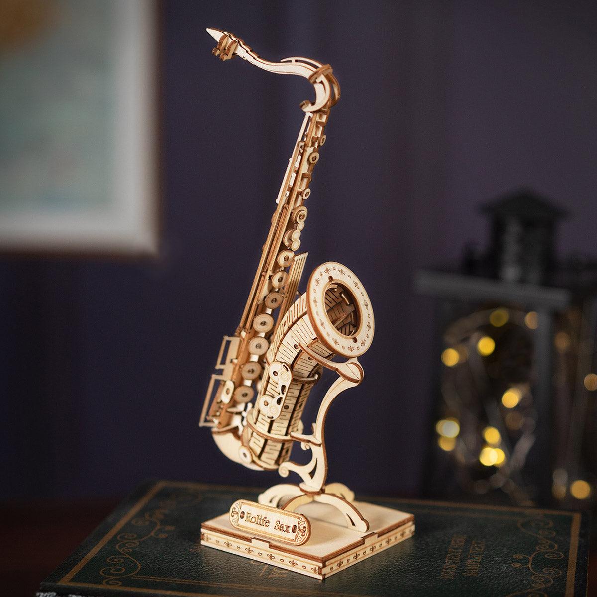Assembled wooden saxophone model as music room decor, a glue free building kit and thoughtful gift for musicians
