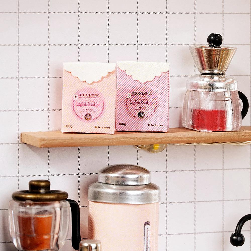 Tiny tea shop shelf with resin tea boxes and an espresso maker, a 1:24 miniature bubble tea cafe kit with LED lighting Pink