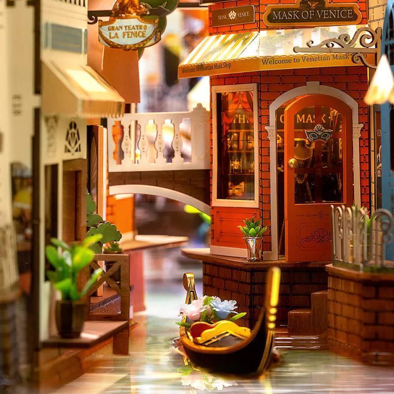 LED lit Venice book nook diorama with gondolas and facades, a miniature Italy shelf insert and reader gift