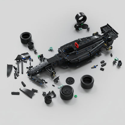 Formula racing building block set 1:8 scale model with detailed construction and authentic motorsports design