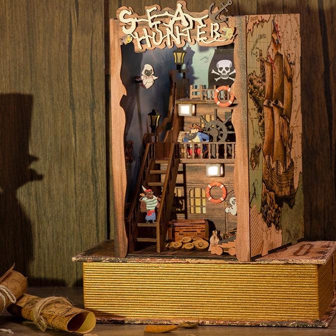 DIY Puuzzle™ | DIY Booknook Kit (Sea Hunter) - DIY Puuzzle